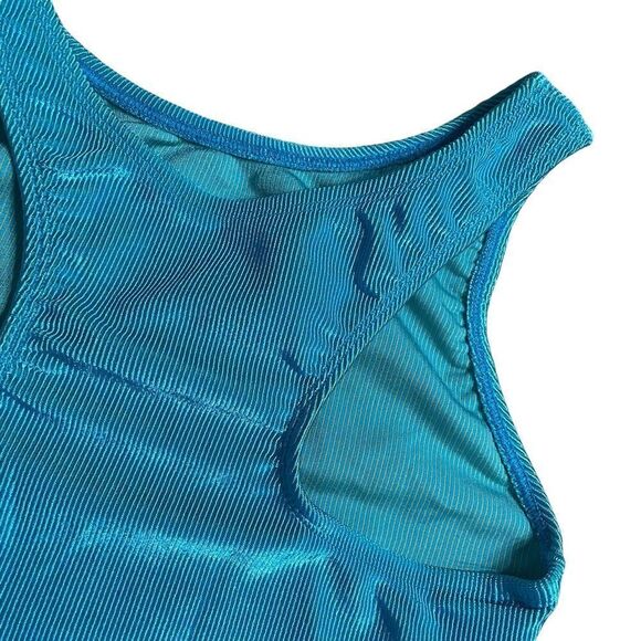 Shiny Teal ‘Softouch Sport’ Ribbed Crop tank - Picture 5 of 9